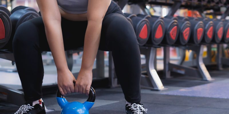 Wide-Stance Squat Or Sumo Squat – Do The Exercise With Perfect Technique!